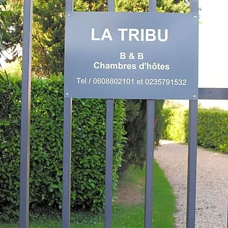 D'hotes La Tribu Bed & Breakfast 3*