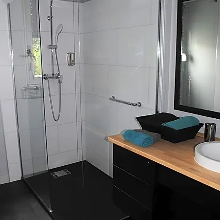 D'hotes La Tribu Bed & Breakfast